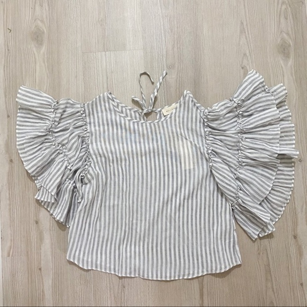 NWT mello day Sripes ruffled top